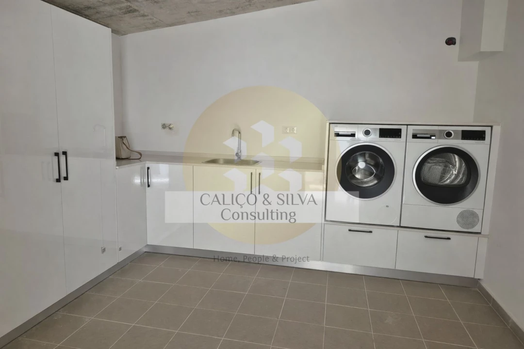 Moradia T5 para Venda em São Brás de Alportel Foto 10