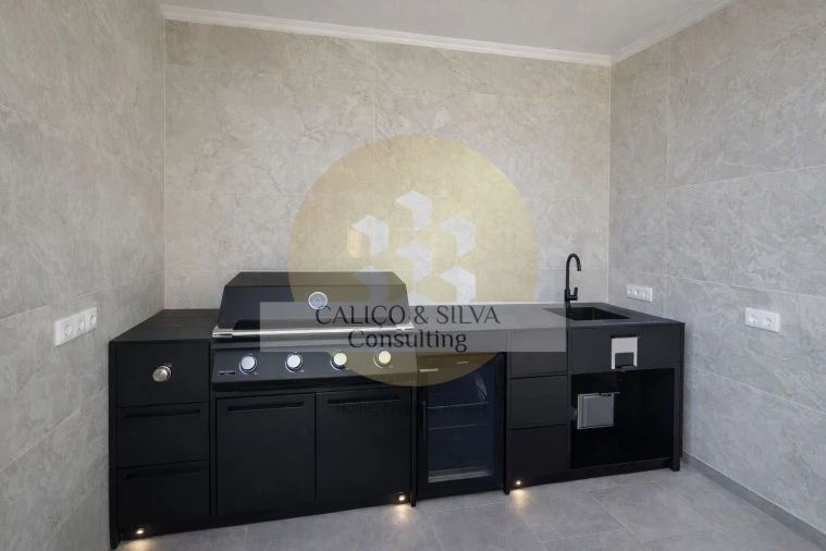 Moradia T5 para Venda em São Brás de Alportel Foto 14