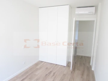 Apartamento T3 para Venda em Almada, Cova da Piedade, Pragal e Cacilhas
