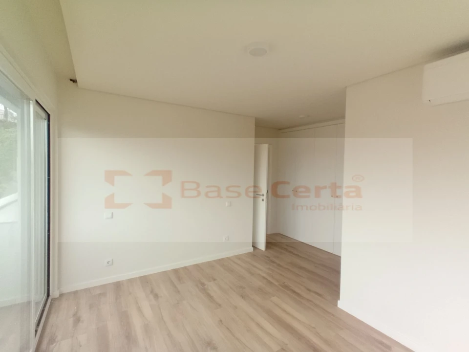 Apartamento T2 para Venda em Santa Clara Foto 15