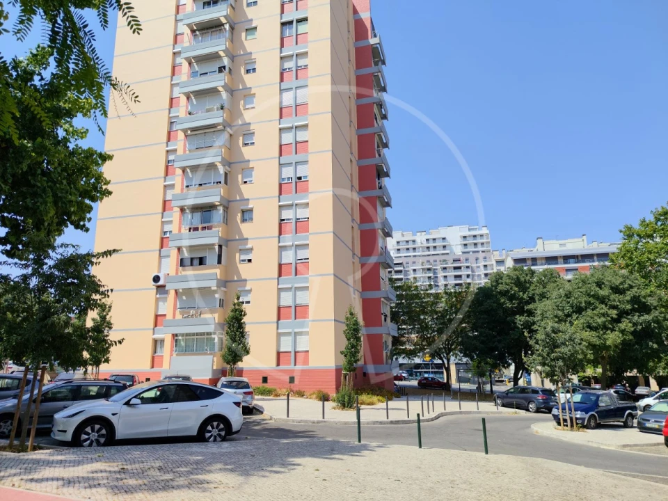 Apartamento T3 para Venda em Olivais Foto 1
