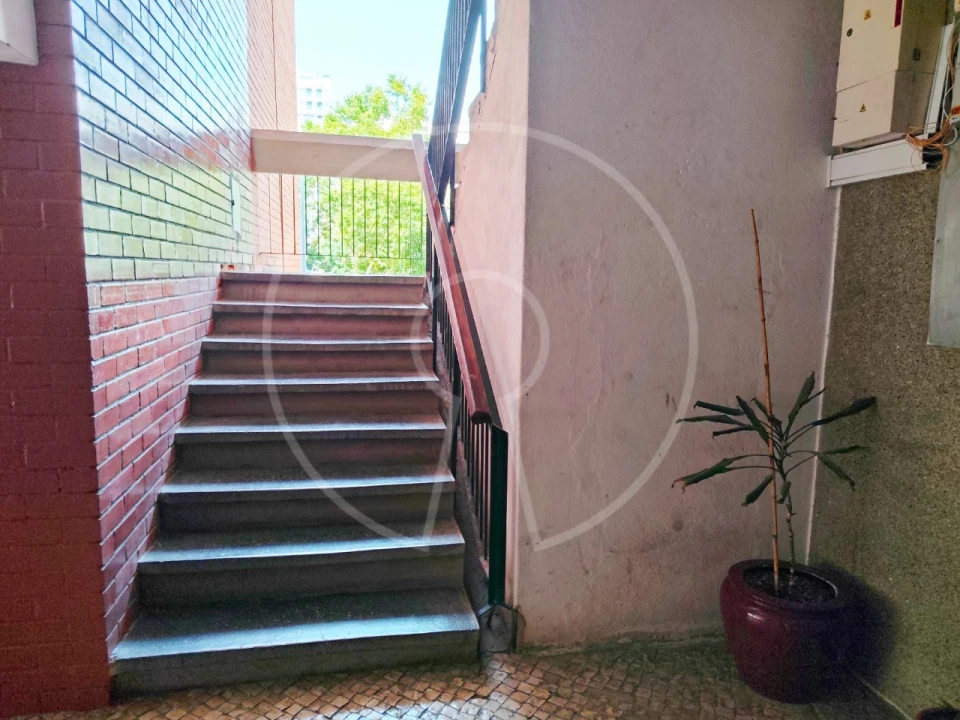 Apartamento T3 para Venda em Olivais Foto 18