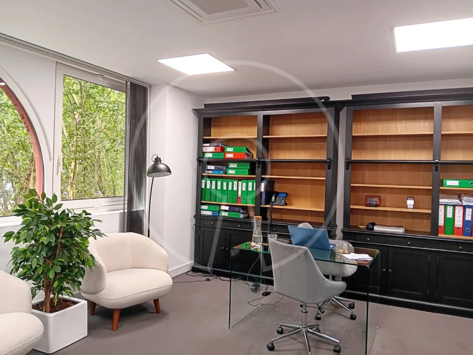 Apartamento T6 para Venda em Avenidas Novas Foto 2