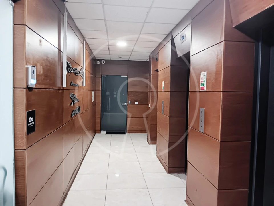 Apartamento T6 para Venda em Avenidas Novas Foto 17