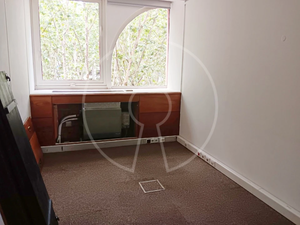Apartamento T6 para Venda em Avenidas Novas Foto 19