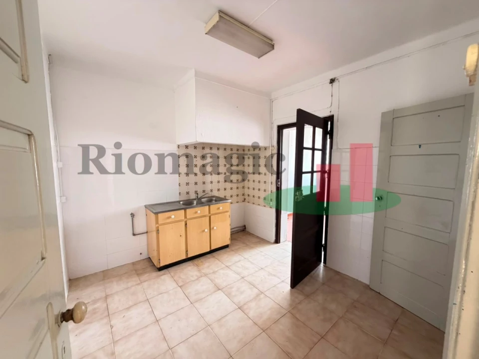 Moradia T6 para Venda em Rio Maior Foto 11