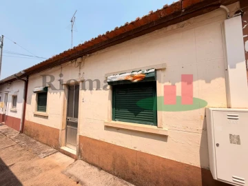 Moradia T6 para Venda em Rio Maior
