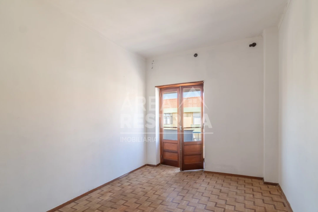 Apartamento T3 para Venda em Baixa da Banheira e Vale da Amoreira Foto 5