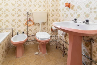 Apartamento T3 para Venda em Baixa da Banheira e Vale da Amoreira