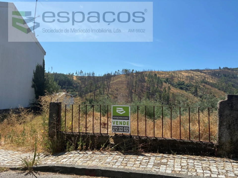 Terreno para Venda em Silvares Foto 1