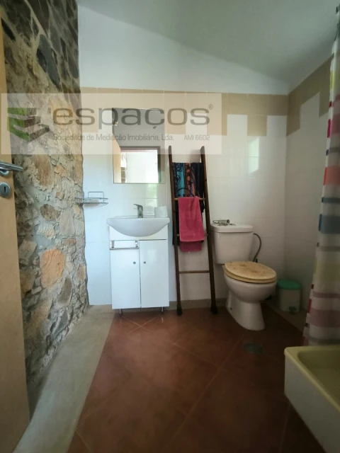 Moradia T1 para Venda em Sobreira Formosa e Alvito da Beira
