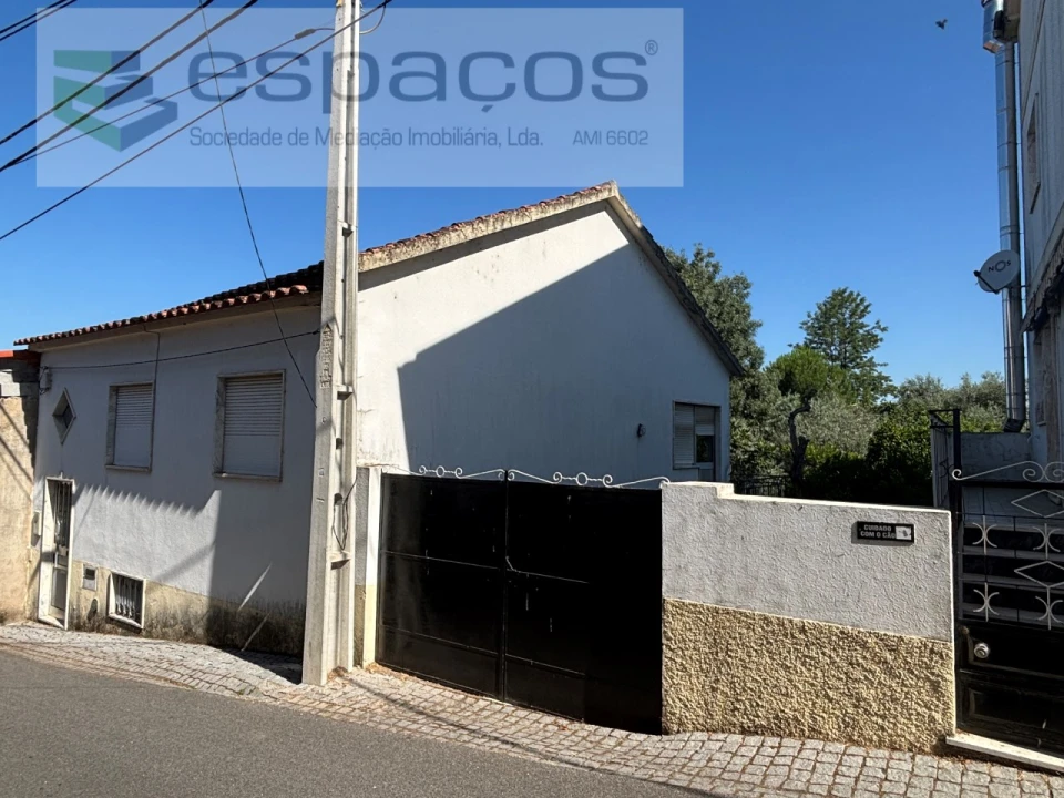 Moradia T6 para Venda em Freixial e Juncal do Campo Foto 3