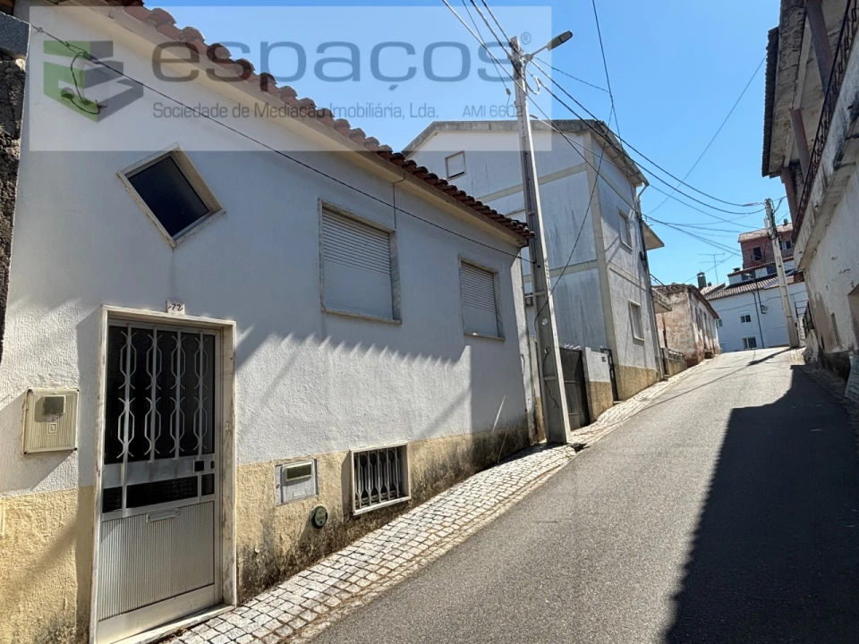 Moradia T6 para Venda em Freixial e Juncal do Campo Foto 7