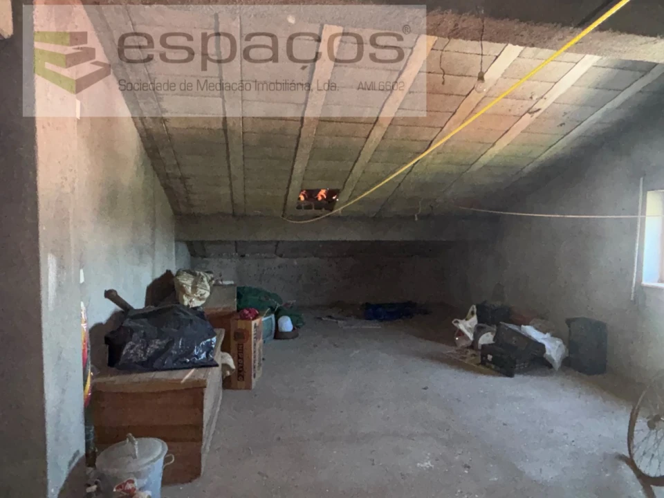 Moradia T6 para Venda em Freixial e Juncal do Campo Foto 35
