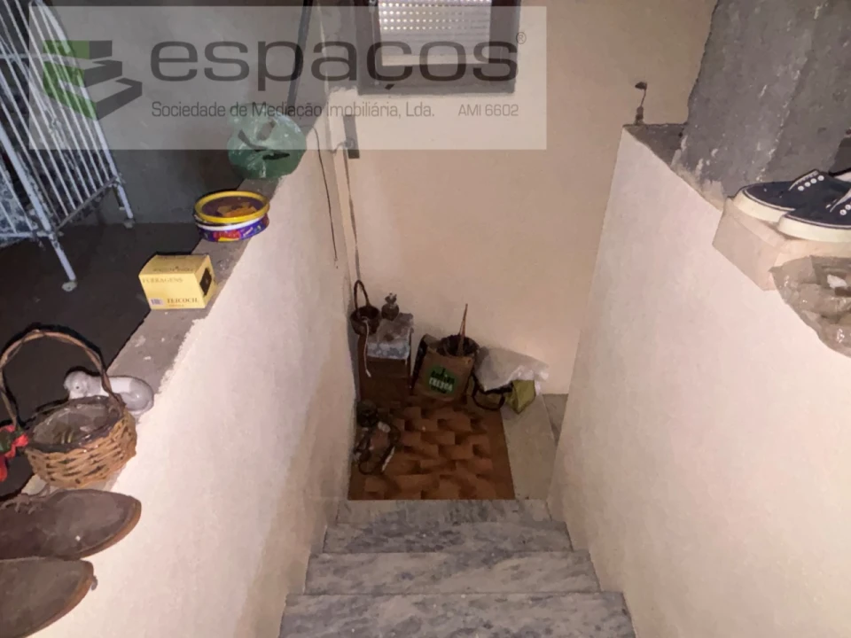 Moradia T6 para Venda em Freixial e Juncal do Campo Foto 38