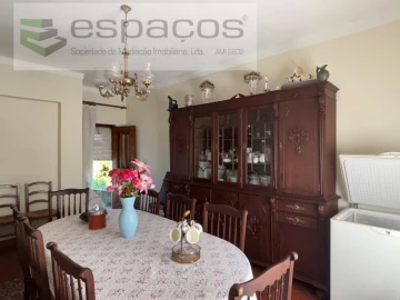 Moradia T6 para Venda em Freixial e Juncal do Campo