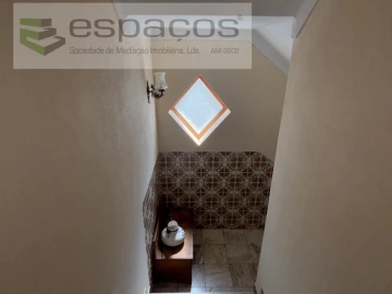 Moradia T6 para Venda em Freixial e Juncal do Campo