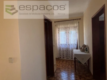 Moradia T6 para Venda em Freixial e Juncal do Campo