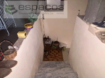 Moradia T6 para Venda em Freixial e Juncal do Campo