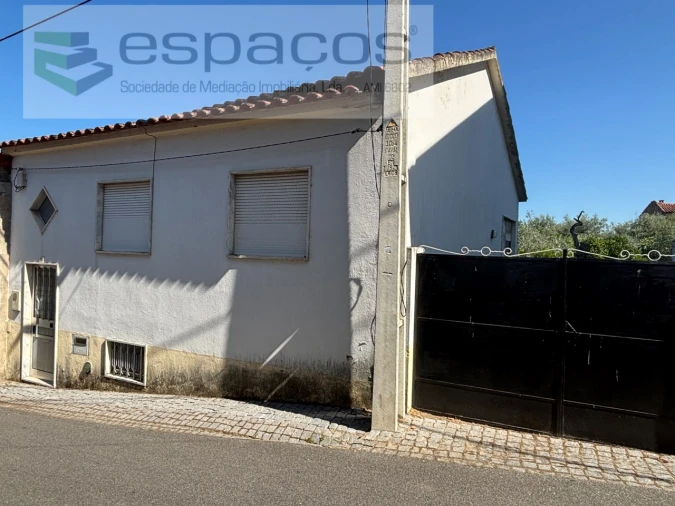 Moradia T6 para Venda em Freixial e Juncal do Campo Foto 6