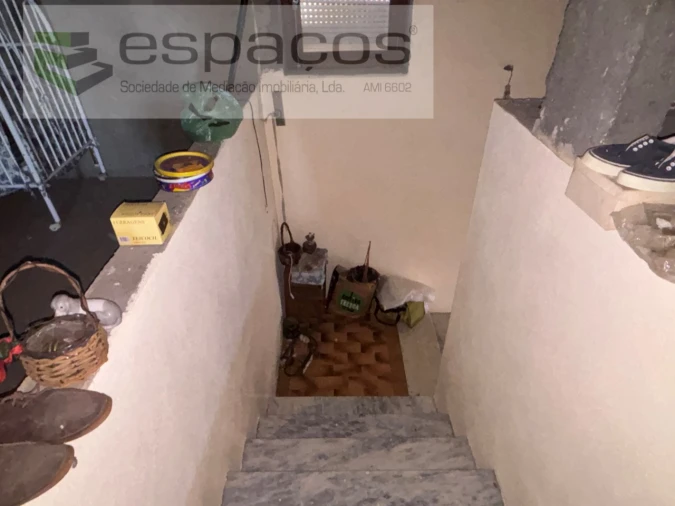 Moradia T6 para Venda em Freixial e Juncal do Campo Foto 38