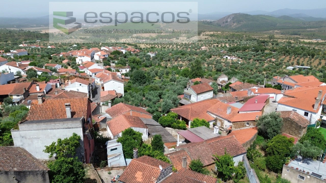 Moradia para Venda em Freixial e Juncal do Campo Foto 4