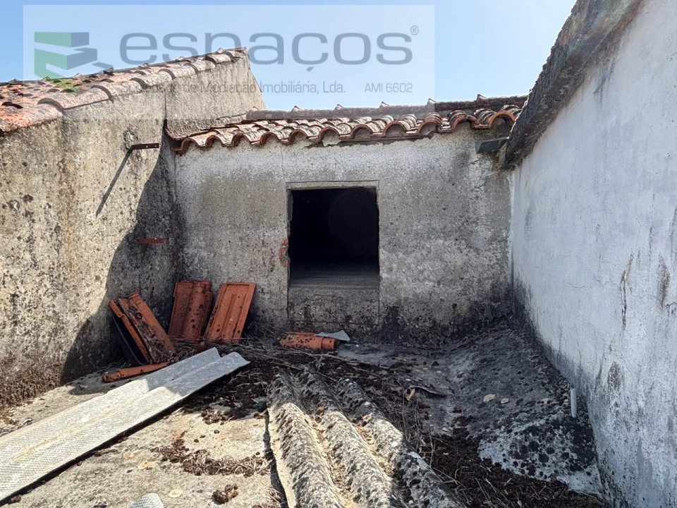 Moradia para Venda em Freixial e Juncal do Campo Foto 31