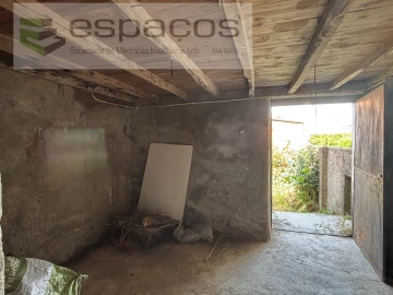 Moradia para Venda em Freixial e Juncal do Campo