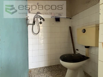 Moradia para Venda em Freixial e Juncal do Campo