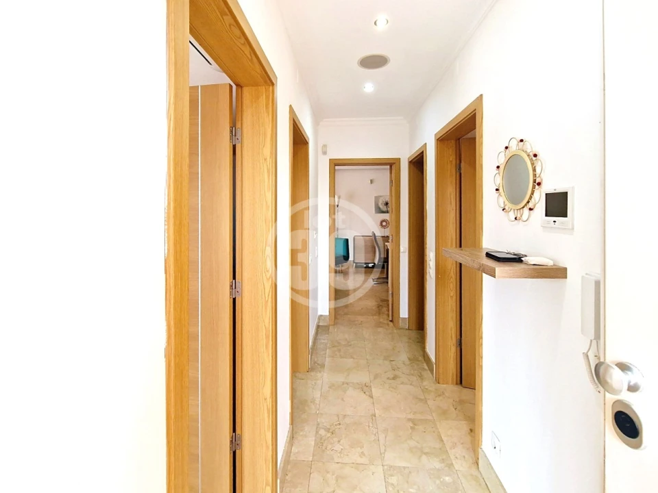 Apartamento T2 para Venda em Albufeira e Olhos de Água Foto 3