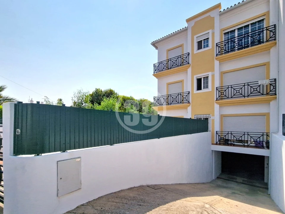 Apartamento T2 para Venda em Albufeira e Olhos de Água Foto 21