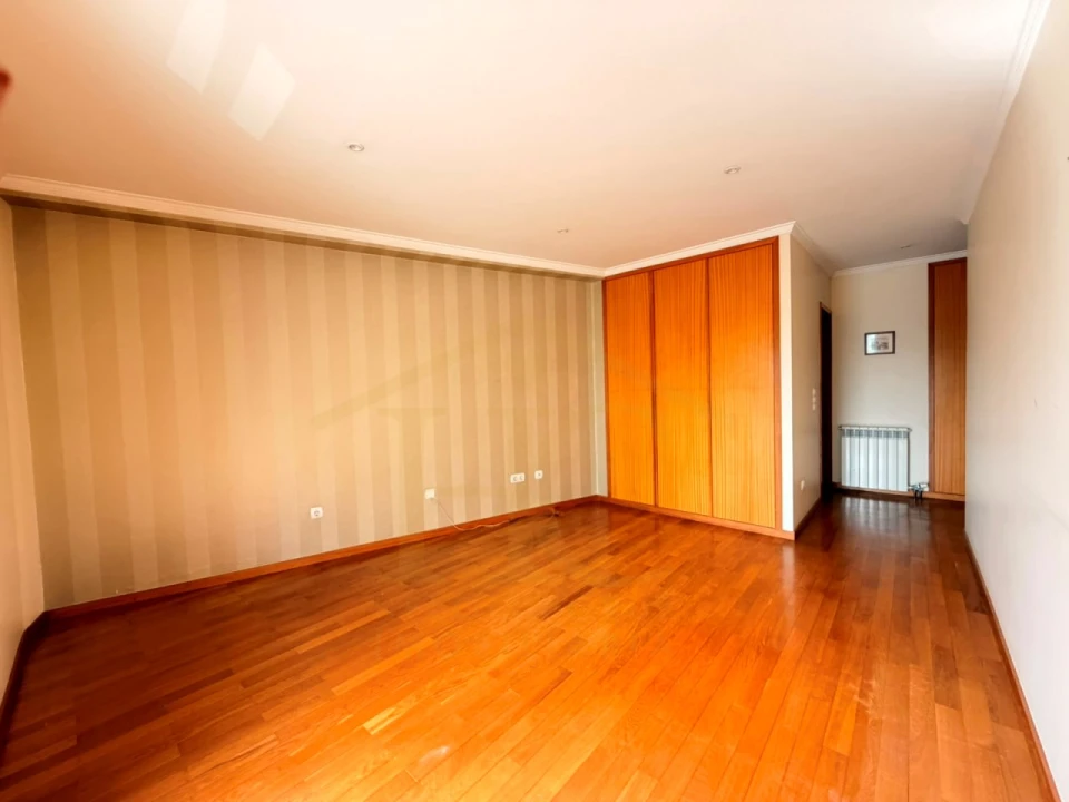 Apartamento T4 para Venda em Vila do Conde Foto 4