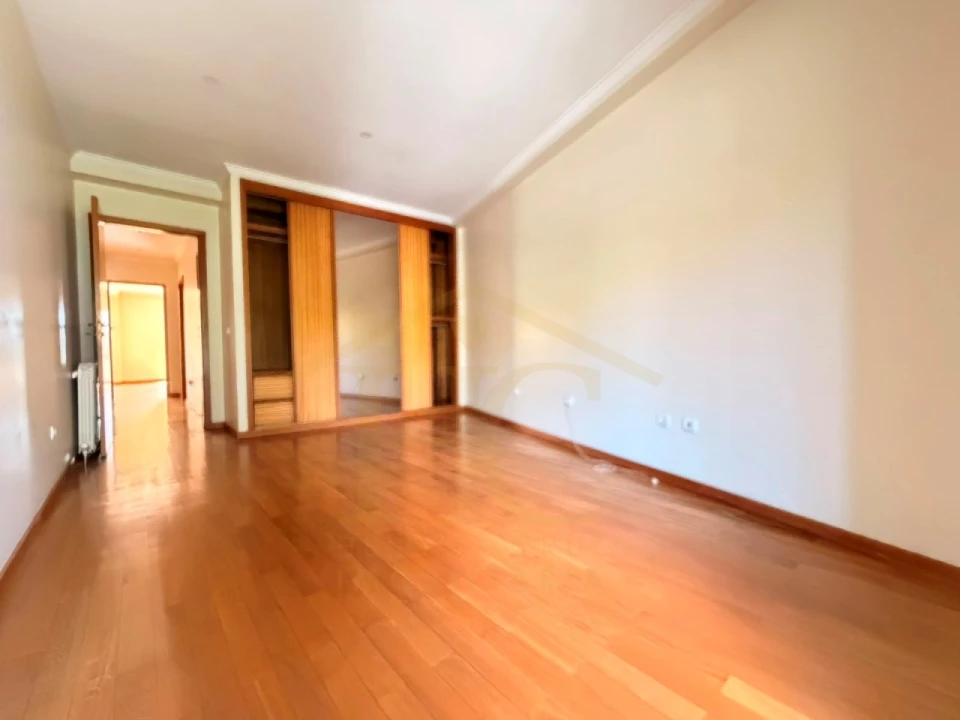 Apartamento T4 para Venda em Vila do Conde Foto 10