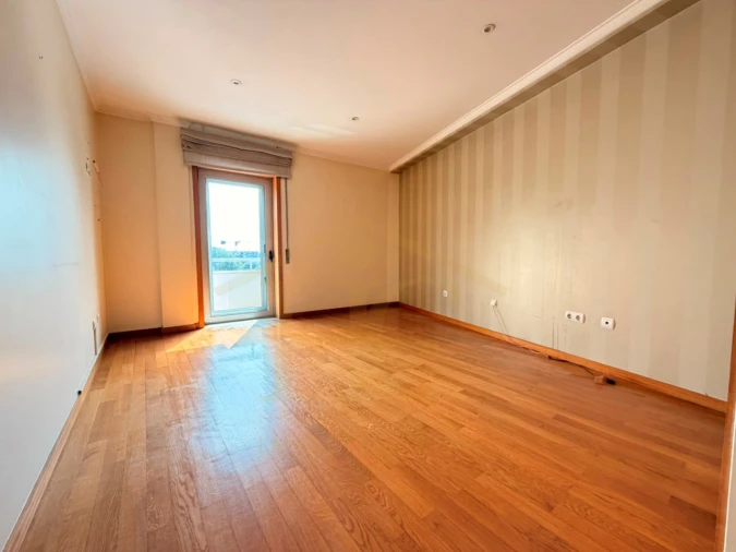 Apartamento T4 para Venda em Vila do Conde Foto 5