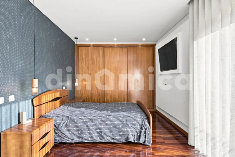 Moradia T3 para Venda em Antas e Abade de Vermoim Foto 9
