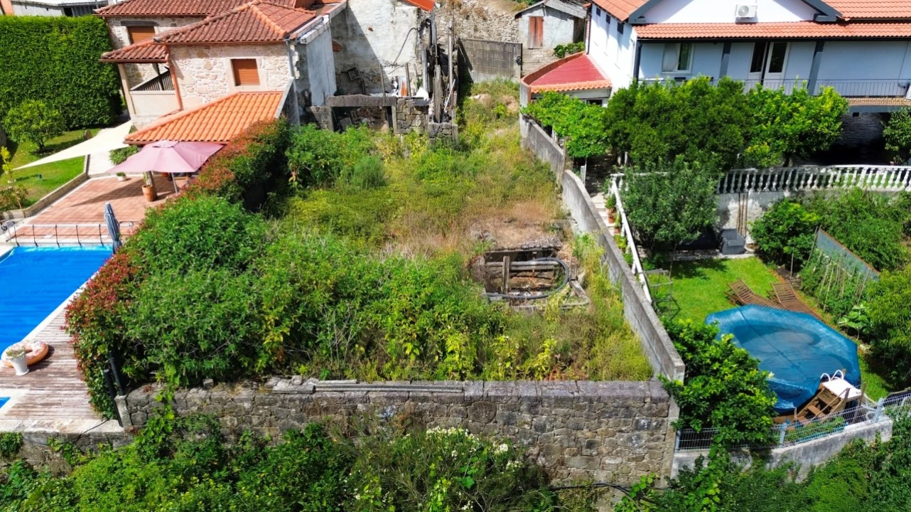 Moradia para Venda em Bárrio e Cepões Foto 2