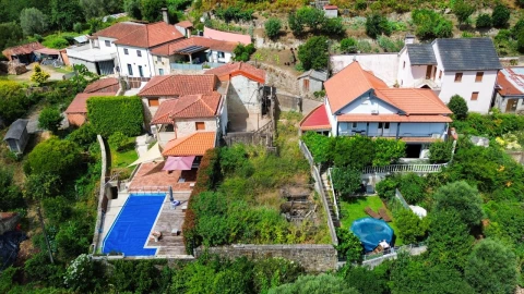 Moradia para Venda em Bárrio e Cepões
