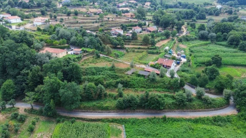 Terreno para Venda em Rebordões (Souto)