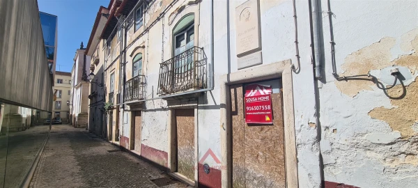 Moradia T10 para Venda em Leiria, Pousos, Barreira e Cortes