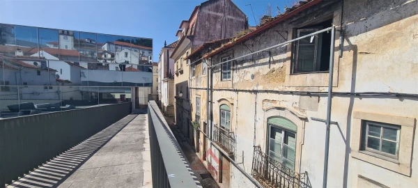 Moradia T10 para Venda em Leiria, Pousos, Barreira e Cortes