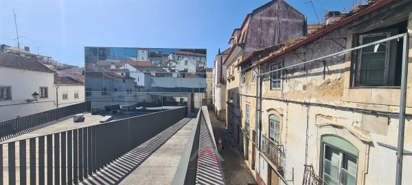 Moradia T10 para Venda em Leiria, Pousos, Barreira e Cortes
