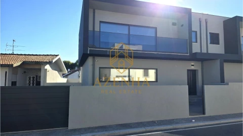Moradia T3 para Venda em Cidade da Maia