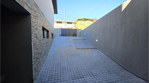 Moradia T3 para Venda em Cidade da Maia