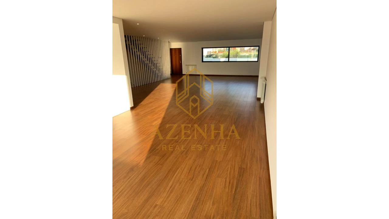 Moradia T3 para Venda em Cidade da Maia Foto 17