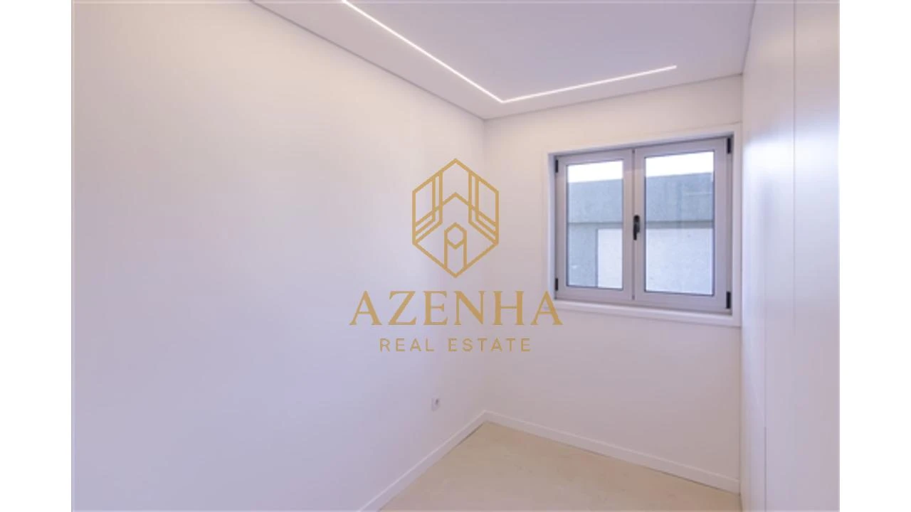 Apartamento T4 para Venda em Cedofeita, Santo Ildefonso, Sé, Miragaia, São Nicolau e Vitória Foto 18