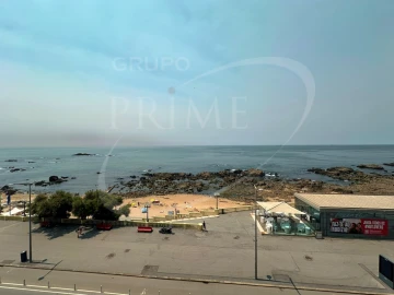 Apartamento T3 para Venda em Aldoar, Foz do Douro e Nevogilde