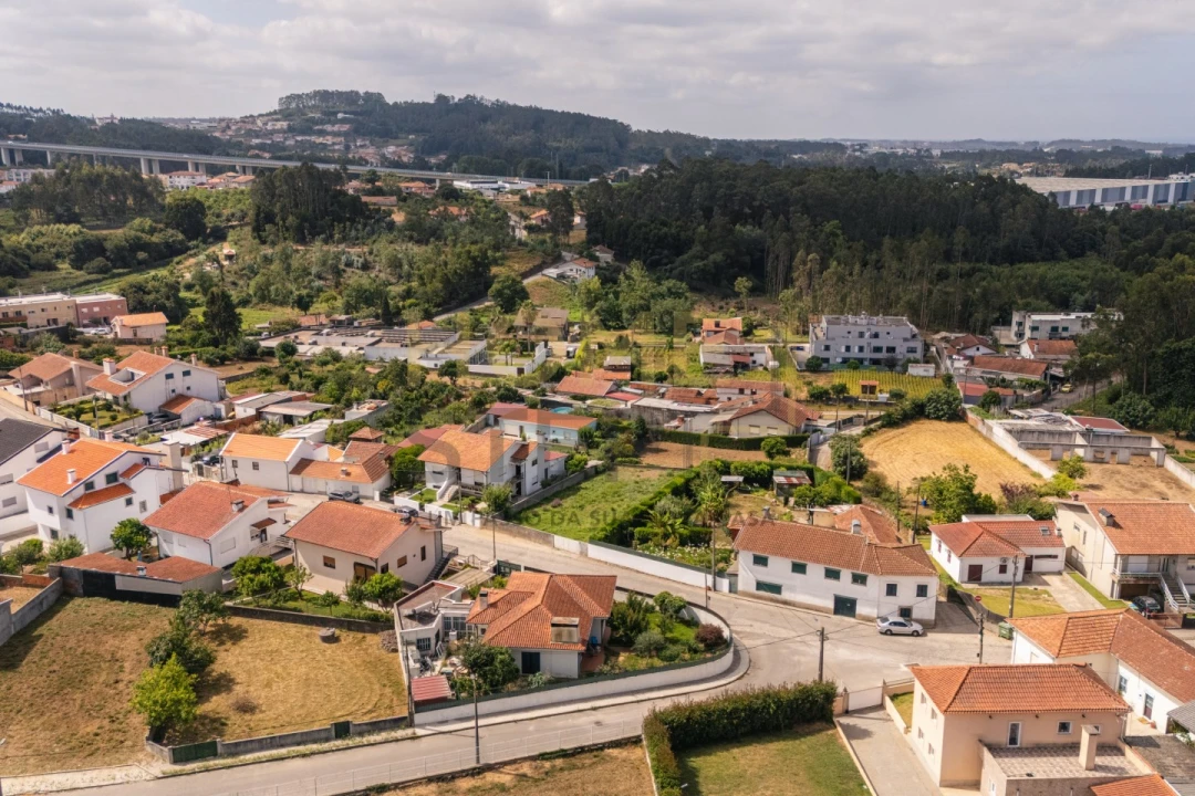 Terreno para Venda em Grijó e Sermonde Foto 5