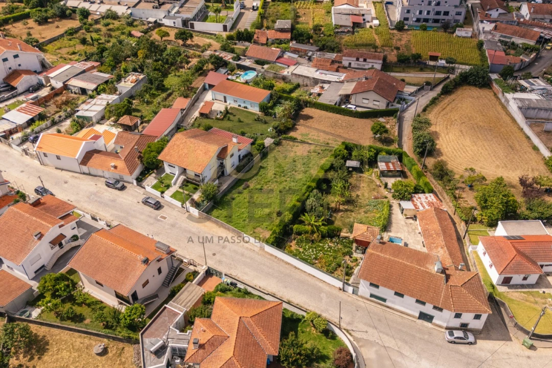 Terreno para Venda em Grijó e Sermonde Foto 7