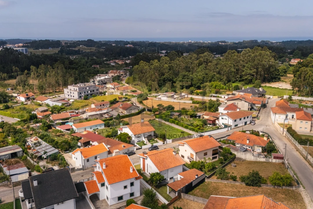 Terreno para Venda em Grijó e Sermonde Foto 10
