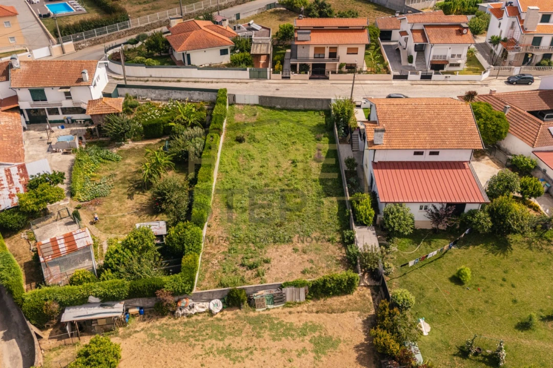 Terreno para Venda em Grijó e Sermonde Foto 17
